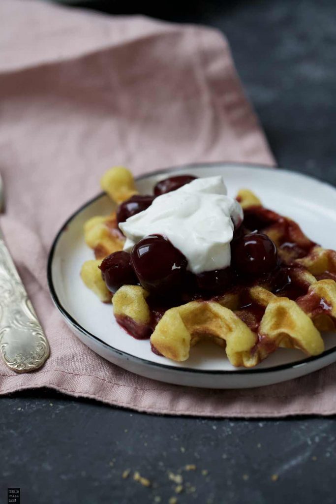 Buttermilch-Waffeln: Ein Nachmittags-Snack - Fräulein Meer backt