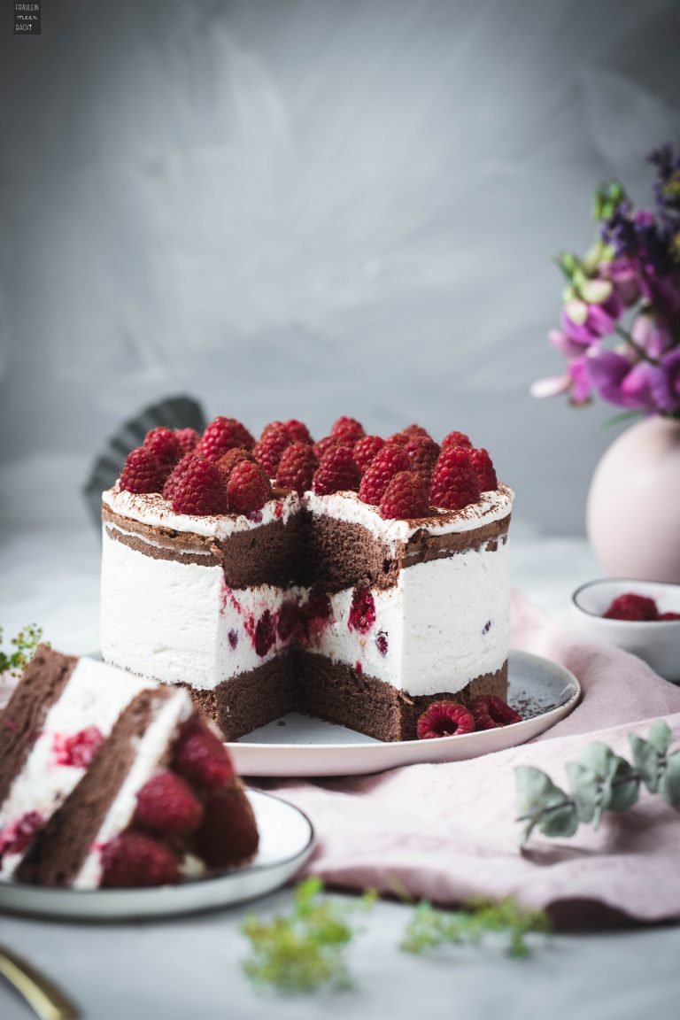 Himbeer-Schoko-Torte - Fräulein Meer Backt